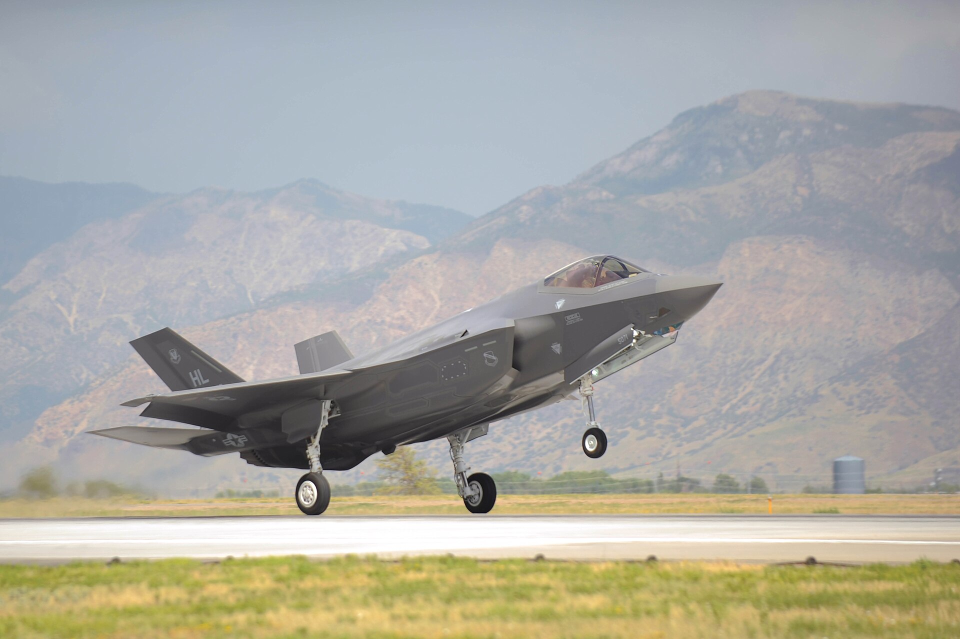 An F-35A landing at Hill Air Force Base, Utah (2015).
