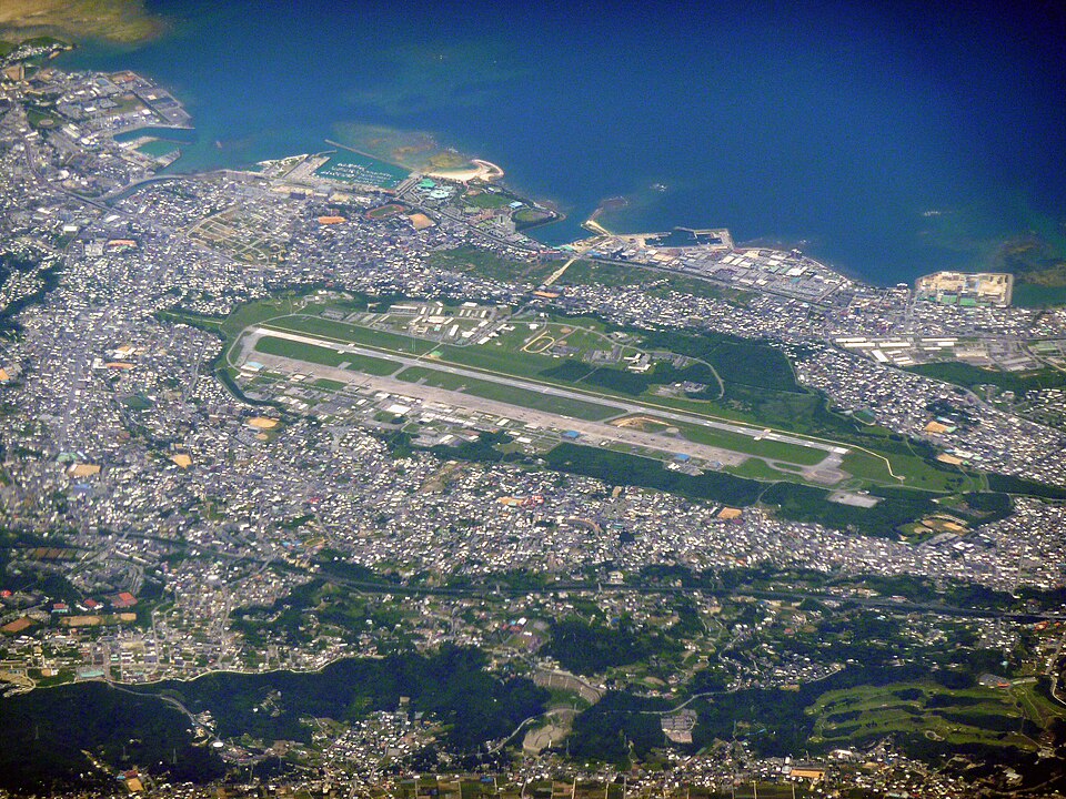 An aerial view of MCAS Futenma (2010).