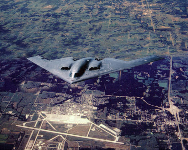 A B-2 flying above Whiteman Air Force Base.